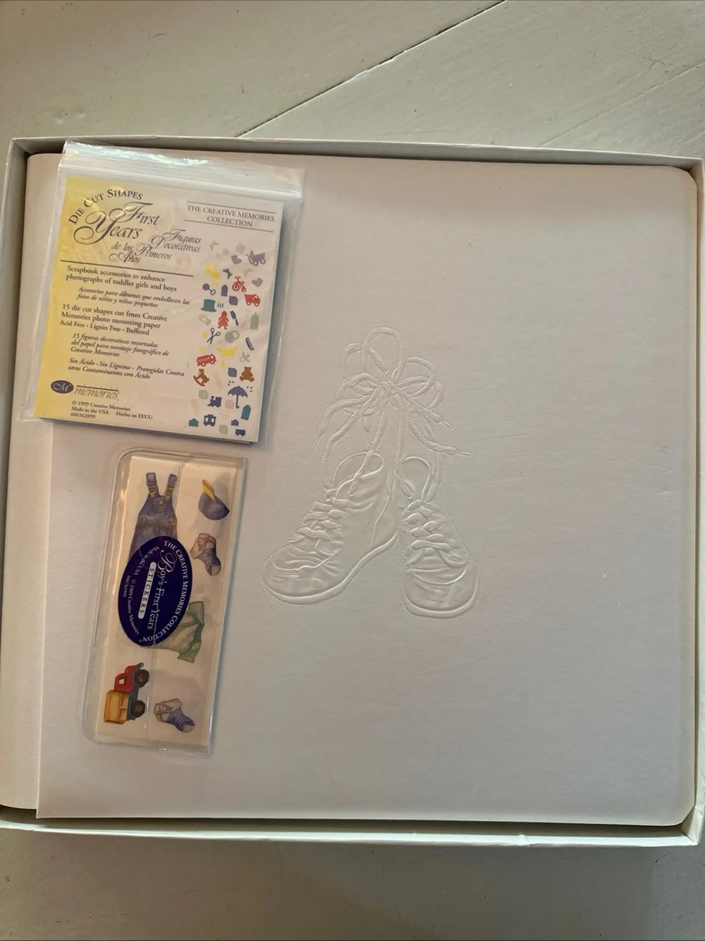 NEW CREATIVE MEMORIES BABY BOY ALBUM WITH EMBELLISHMENTS 12X12
